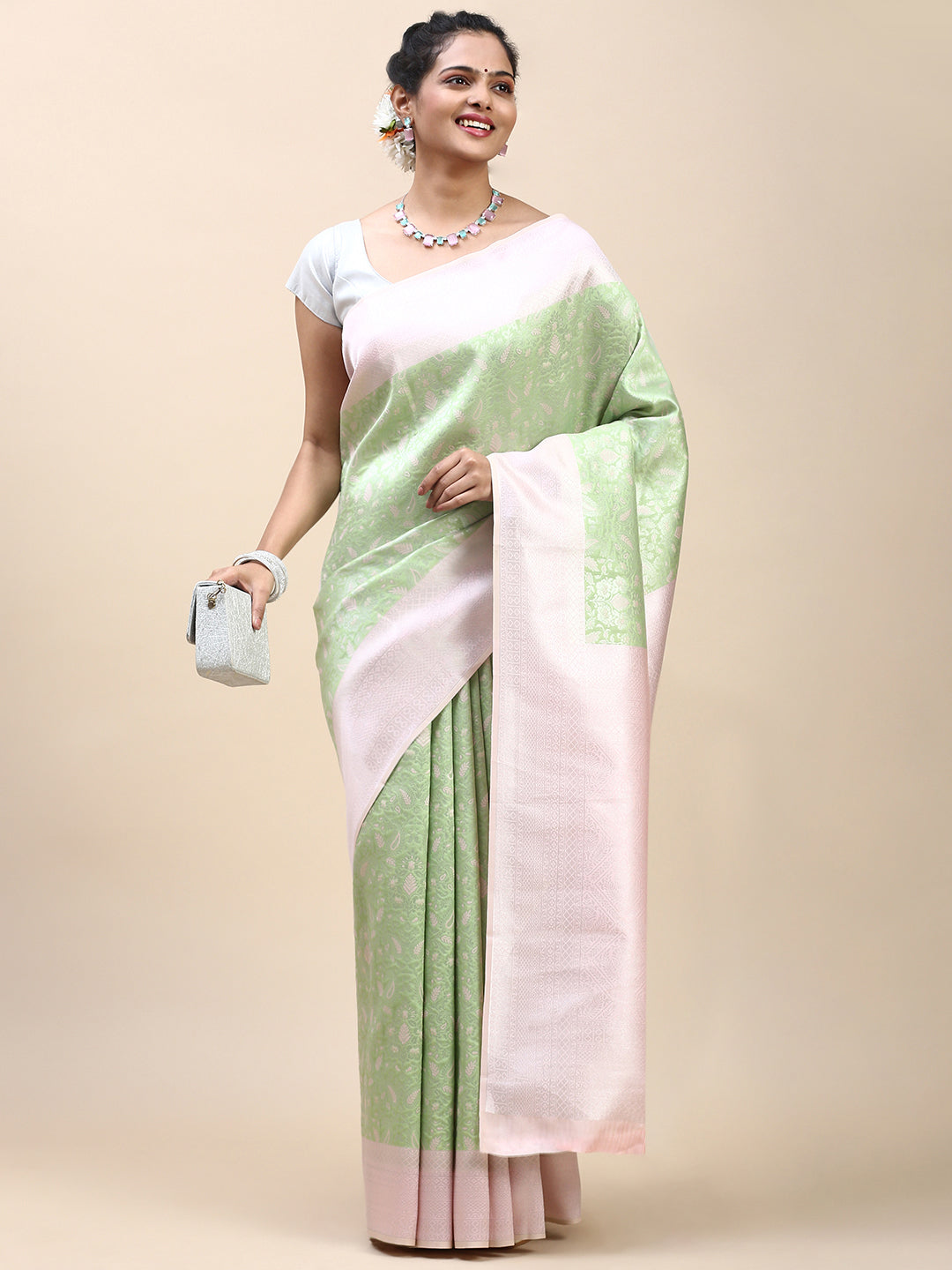 Women Semi Silk Saree Green SS292