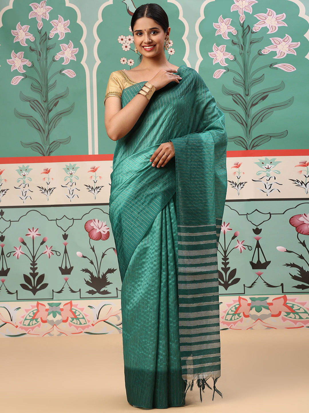 Women Semi Raw Silk Weaving Saree Green SRS68