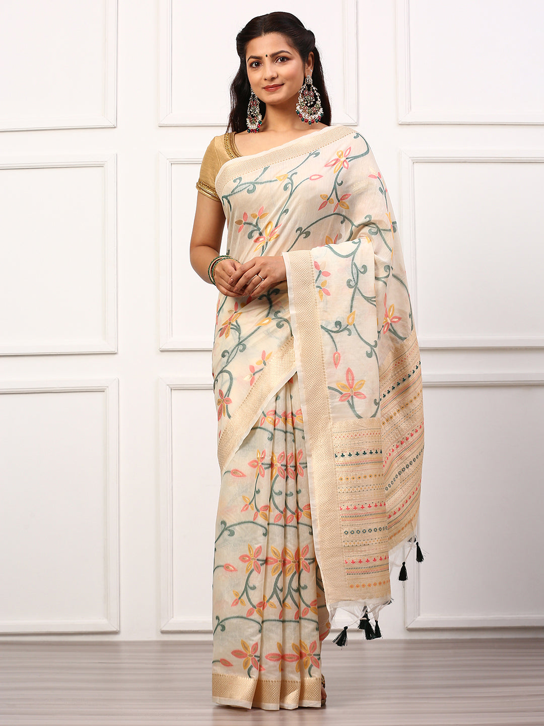 Womens Semi Silk Saree White SS238