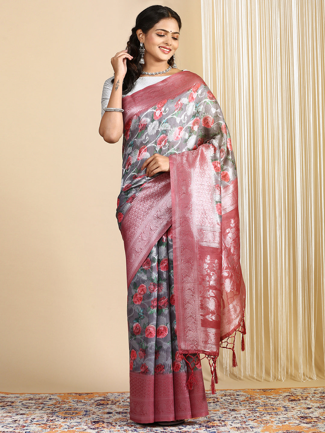 Women Semi Cotton Printed Saree Grey SCS106