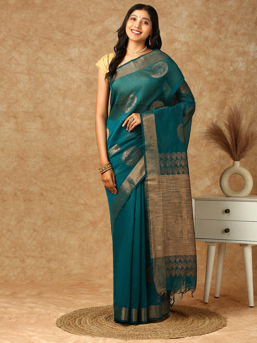 Women Semi Silk Saree Green SS318