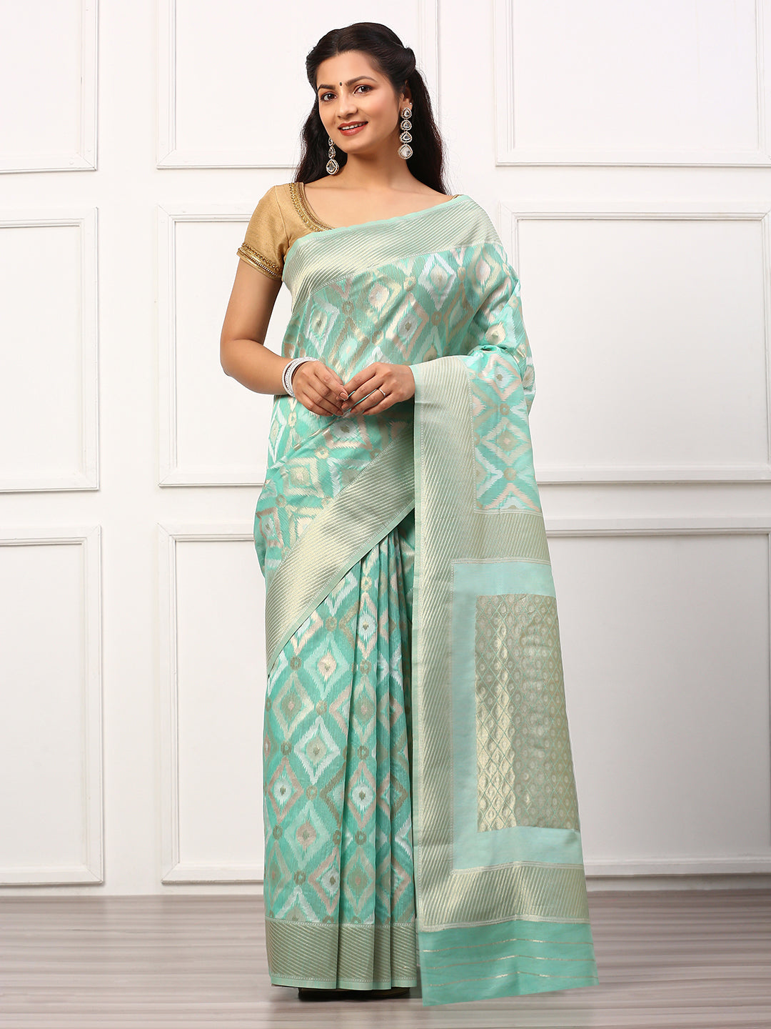 Women Semi Linen Weaving Saree Green SL146