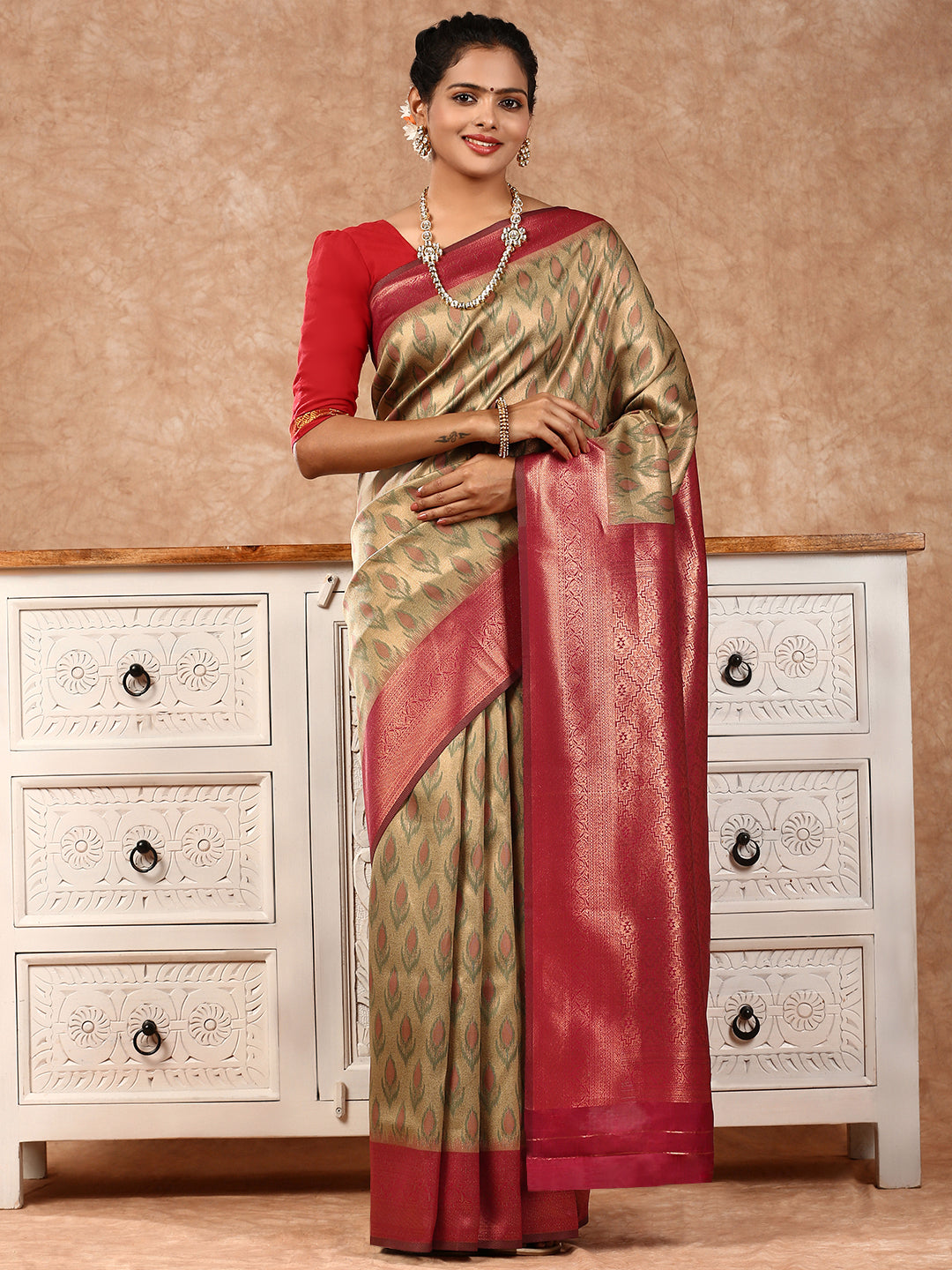 Women Semi Silk Saree Green SS163