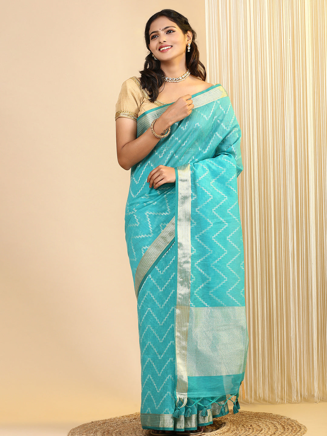 Women Semi Cotton Saree Green SCS101