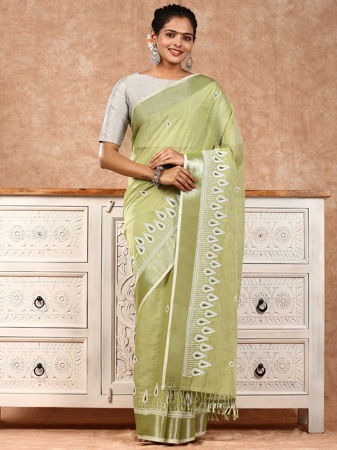 Womens Semi Silk Saree Green SS162