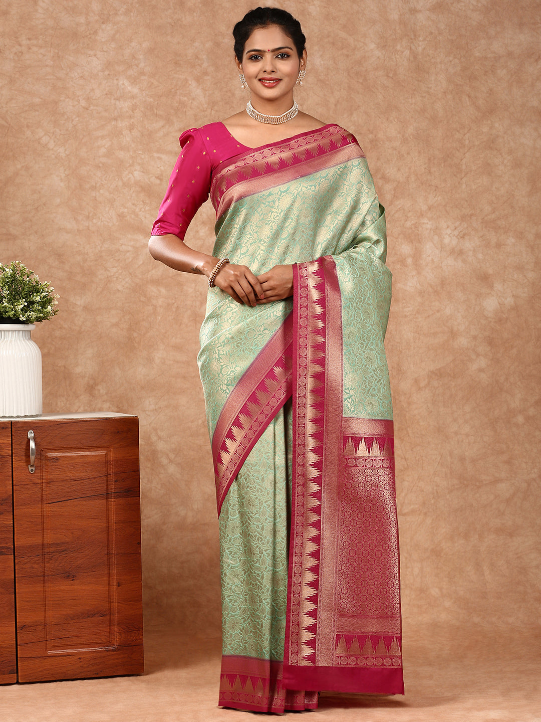 Women Semi Silk Saree Green SS208