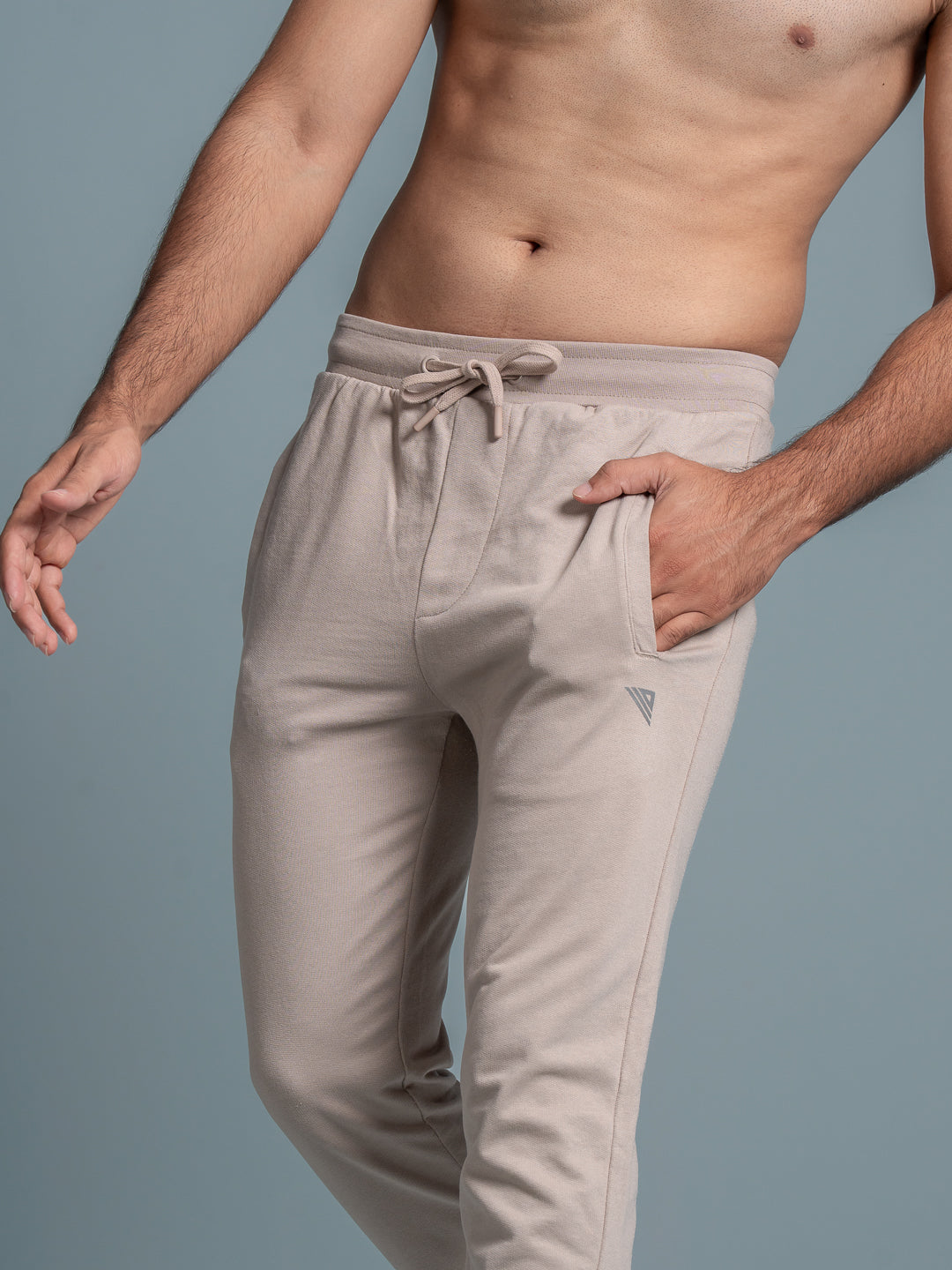 Men Combed Cotton Rich Jogger with Side Pockets Beige EJ7