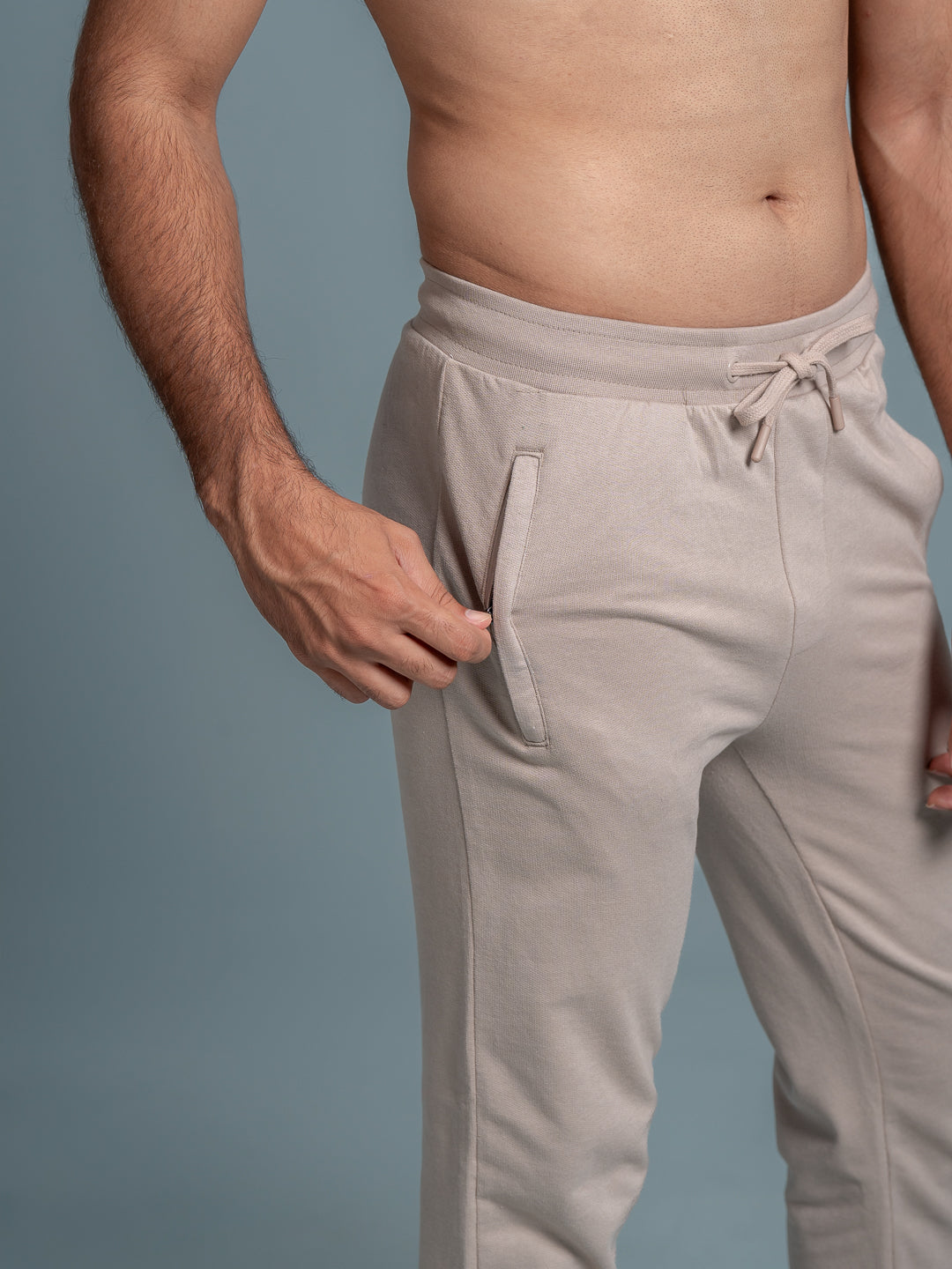 Men Combed Cotton Rich Jogger with Side Pockets Beige EJ7