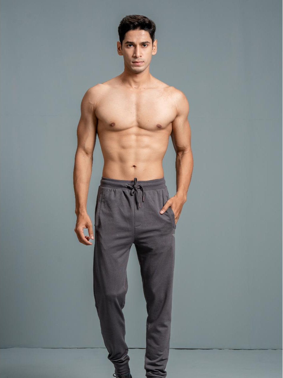 Men Combed Cotton Rich Jogger with Side Pockets Dark Grey EJ2