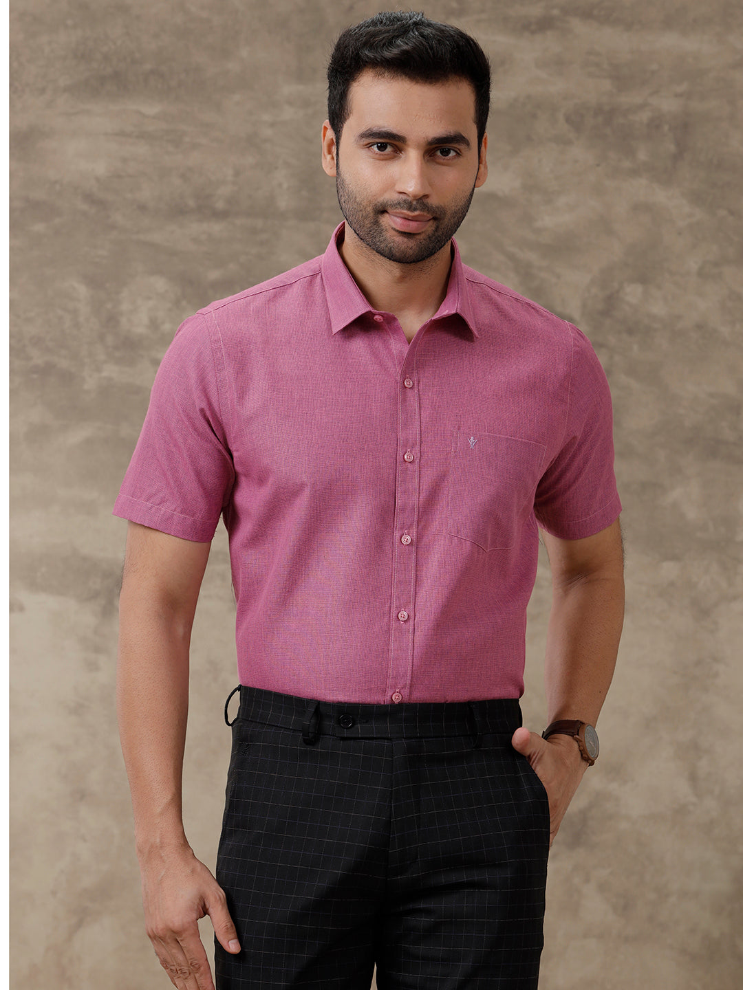 Men Cotton Blend Half Sleeves Shirt Pink T1 GC16