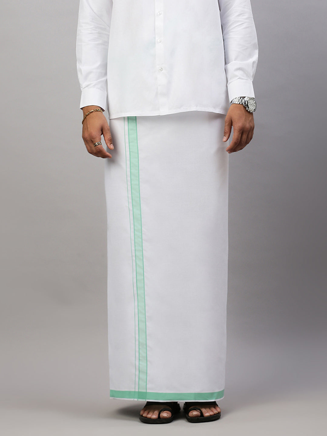 Men Green Fancy Border Single Dhoti Winner Plain WP15