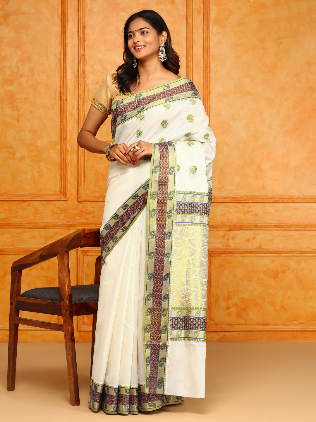 Kerala Cream Gold Jari Weaving Saree KS99