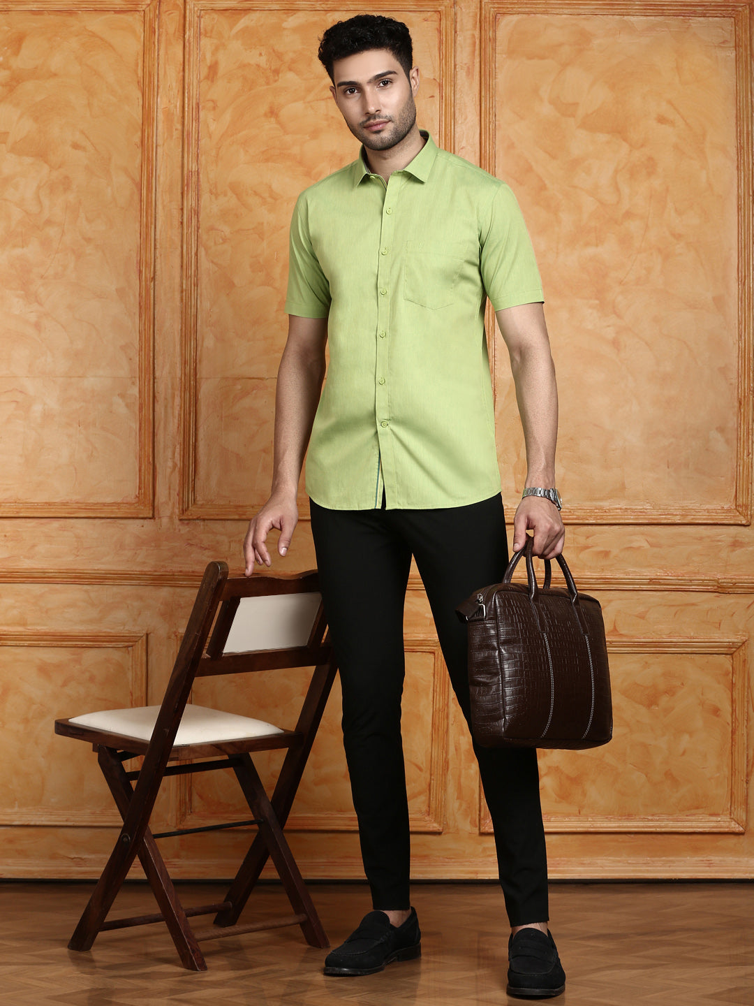 Men 100% Cotton Green Shirt G112