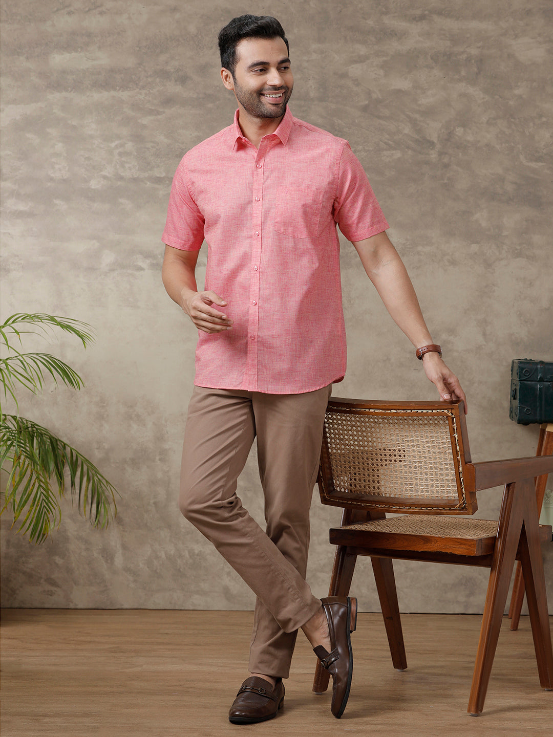 Men Cotton Rich Shirt Pink T39 TO1