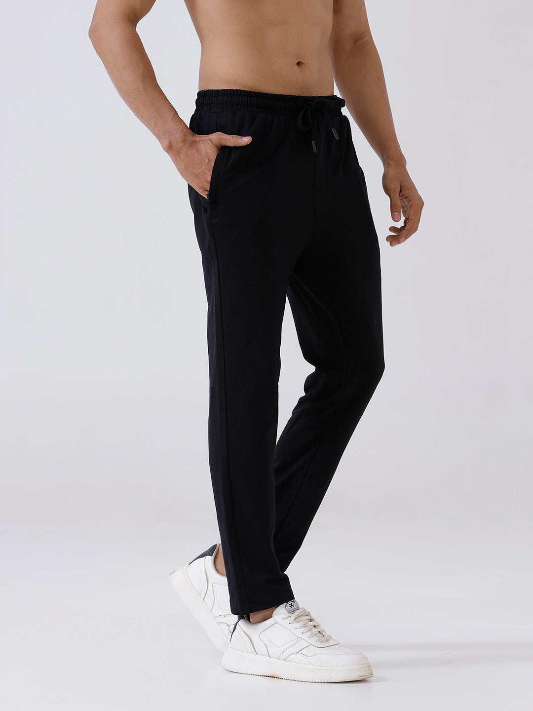 Men Combed Cotton Rich Track Pant with Side Pockets Black ETT1