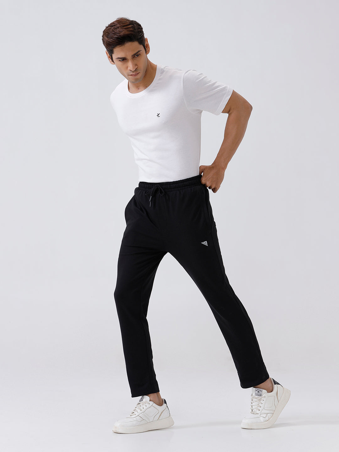 Men Combed Cotton Rich Track Pant with Side Pockets Black ETT1