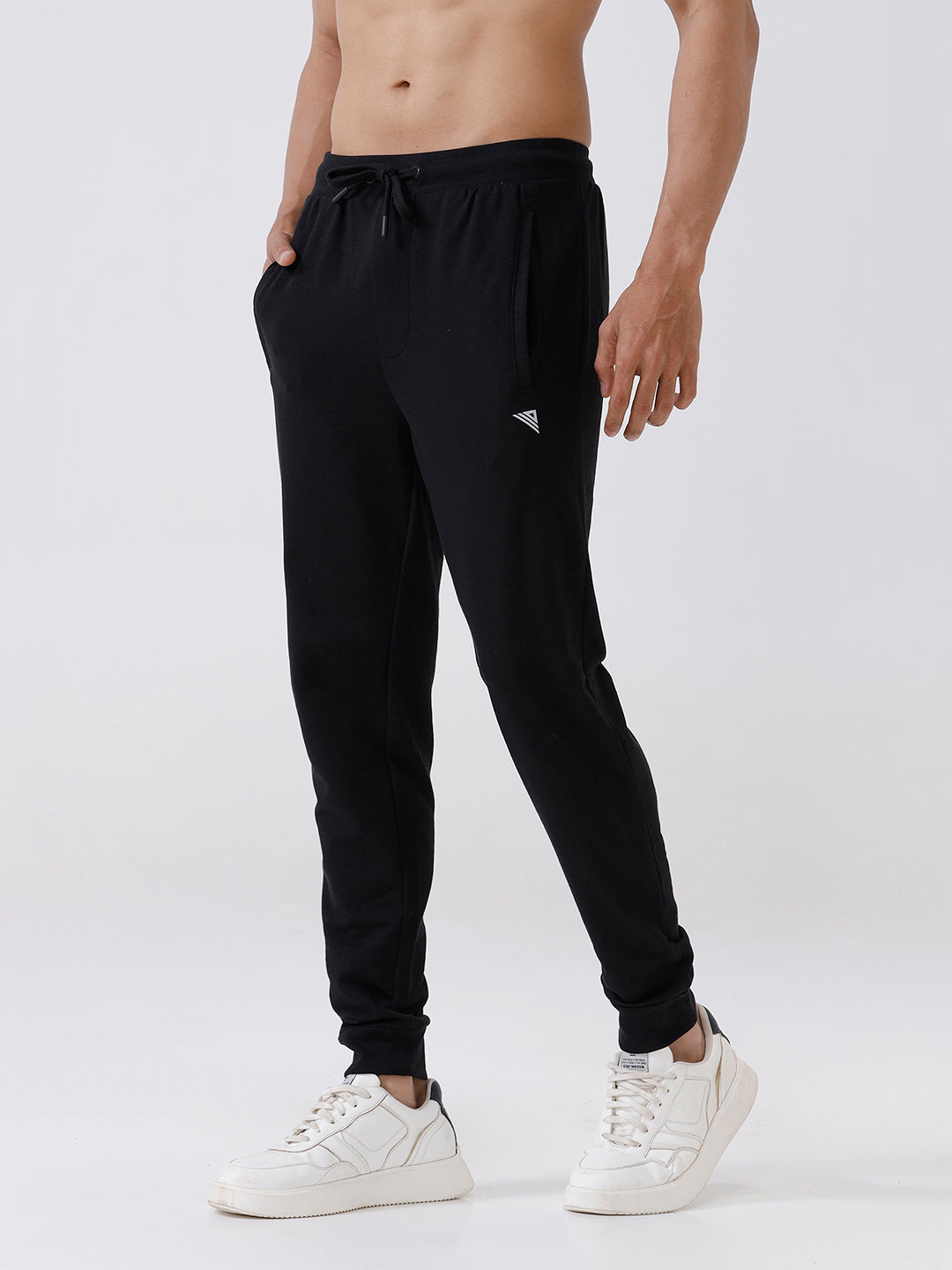 Men Combed Cotton Rich Jogger with Side Pockets Black EJ3