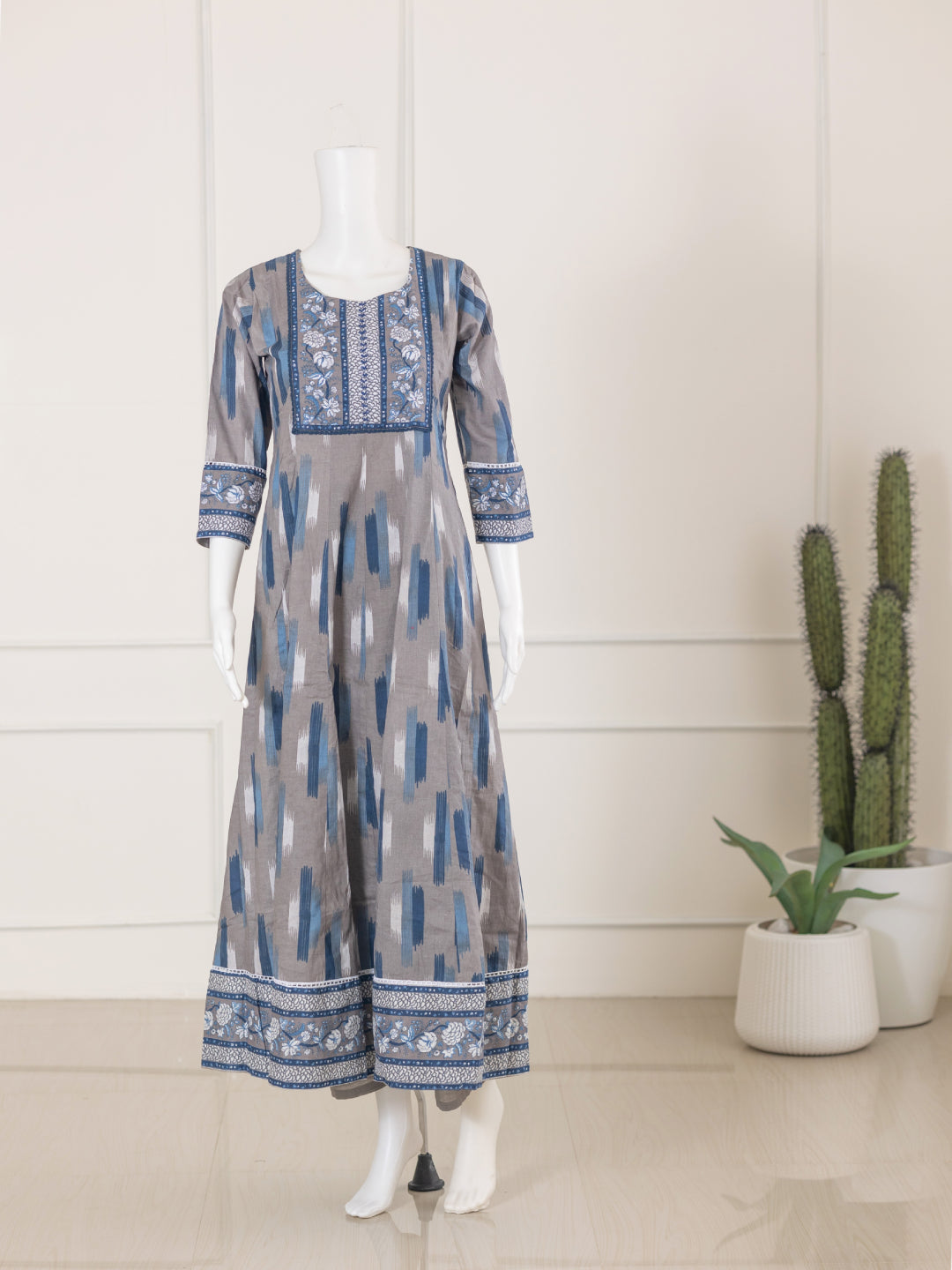 Women Grey Cotton Kurti Set EKS55