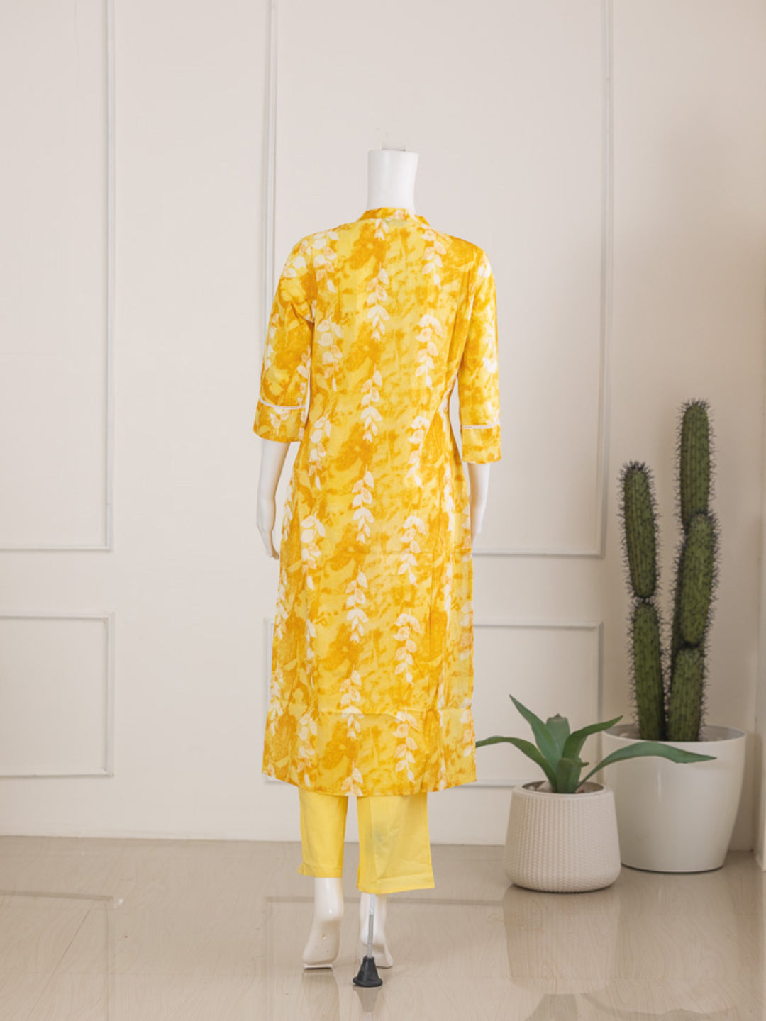 Women Yellow Cotton Kurti Set EKS60