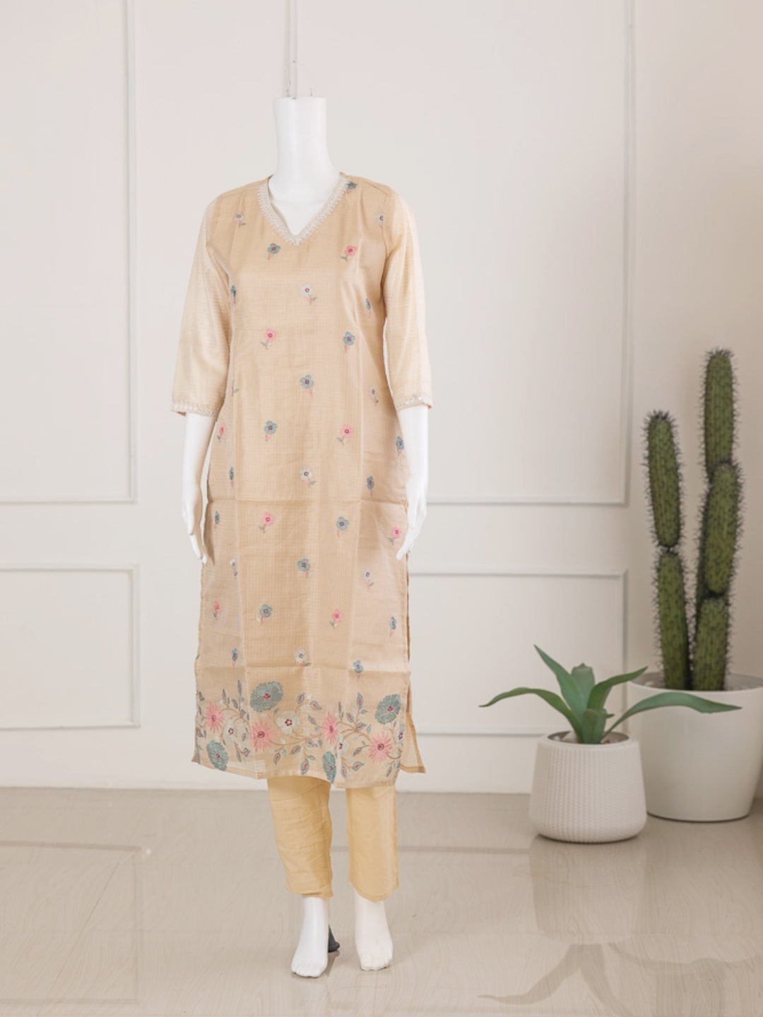 Women Beige Cotton Kurti Set EKS62