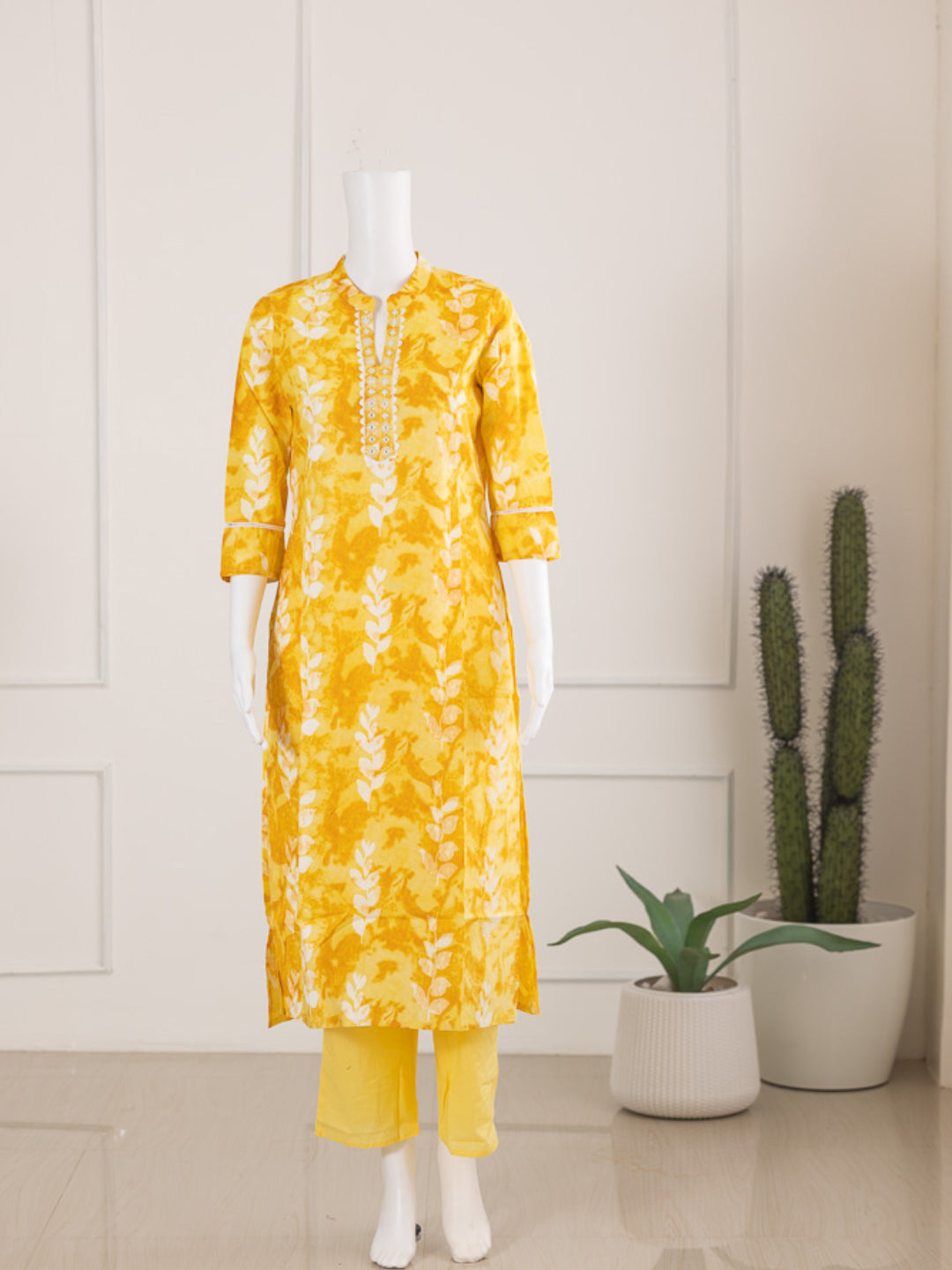 Women Yellow Cotton Kurti Set EKS60