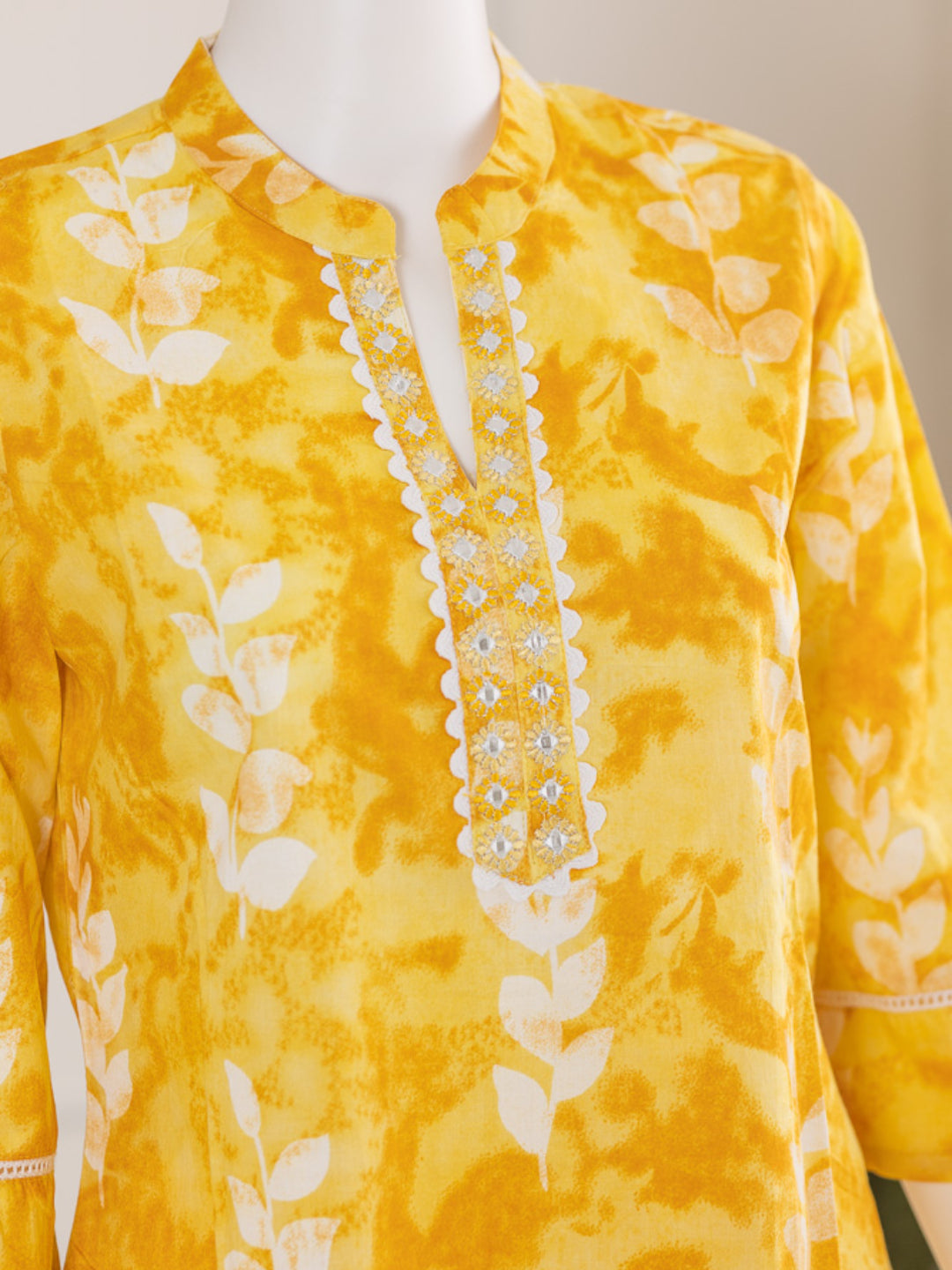 Women Yellow Cotton Kurti Set EKS60