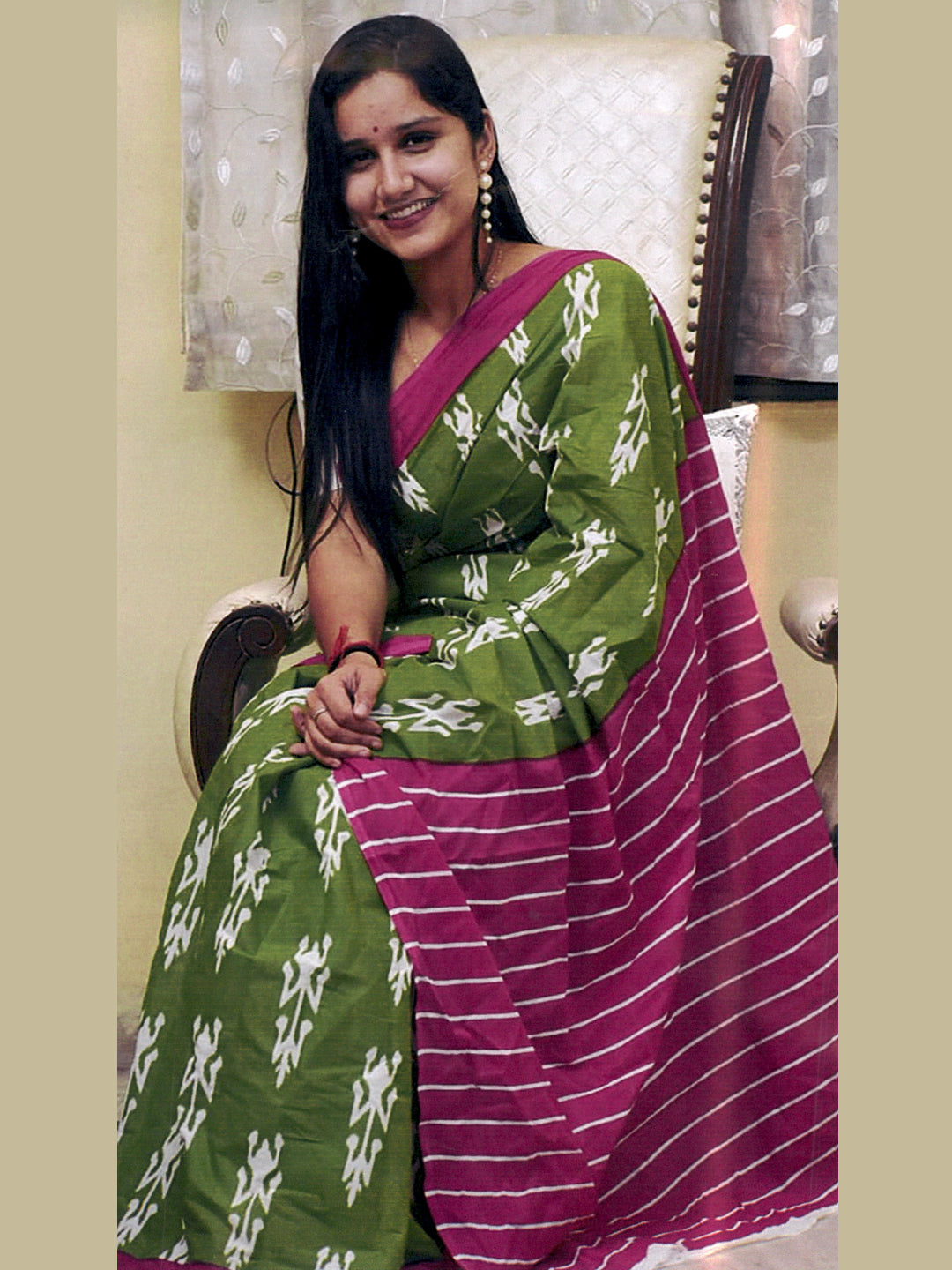 Womens Gorgeous Green with Magenta Colour All over Printed Pure Cotton Saree PCS43