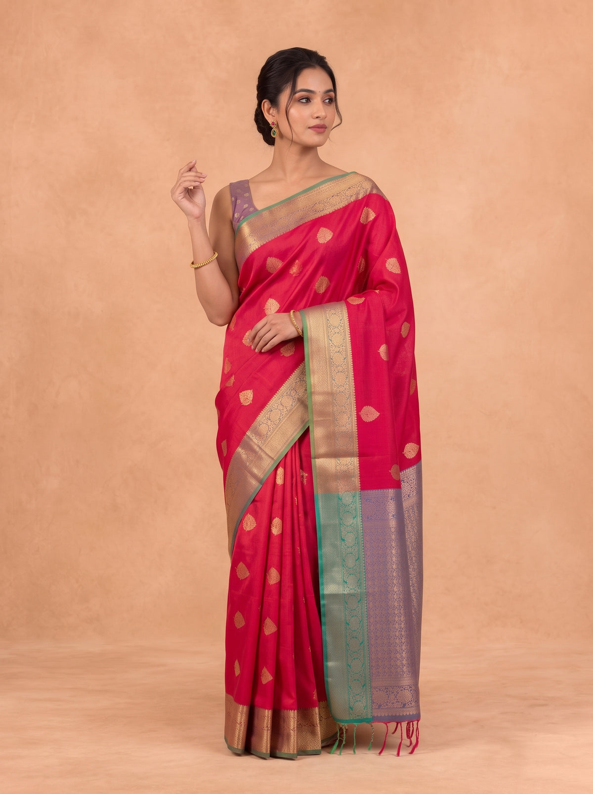 Women Soft Silk Red With Green SS445