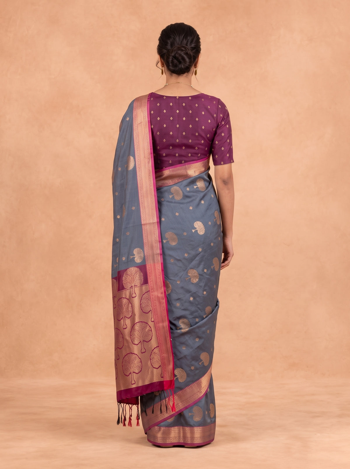 Women Soft Silk Grey with Maroon Saree SS447