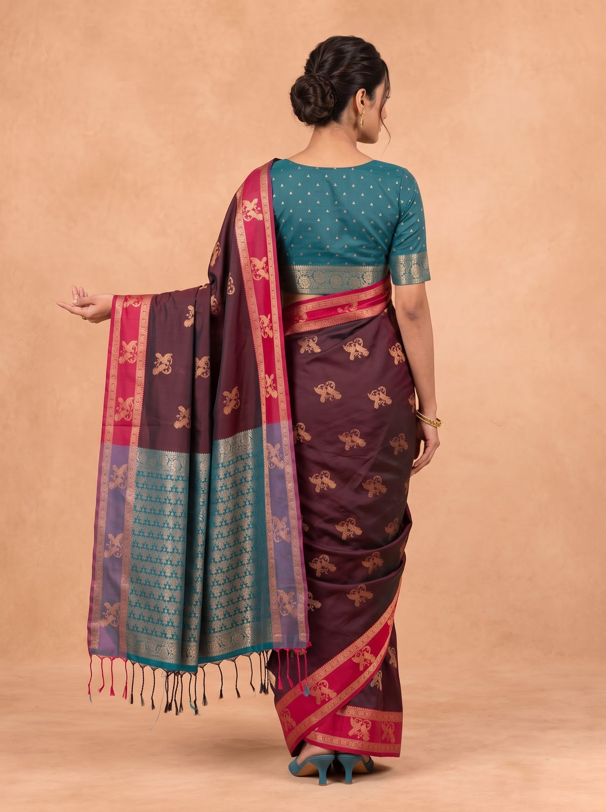 Women Soft Silk Maroon With Green Saree SS464