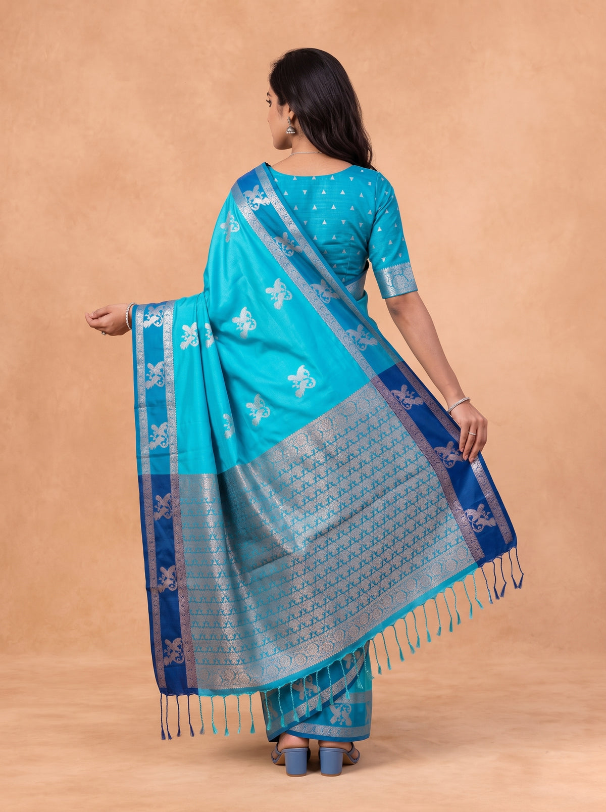 Women Soft Silk Aqua Blue with Navy Saree SS426