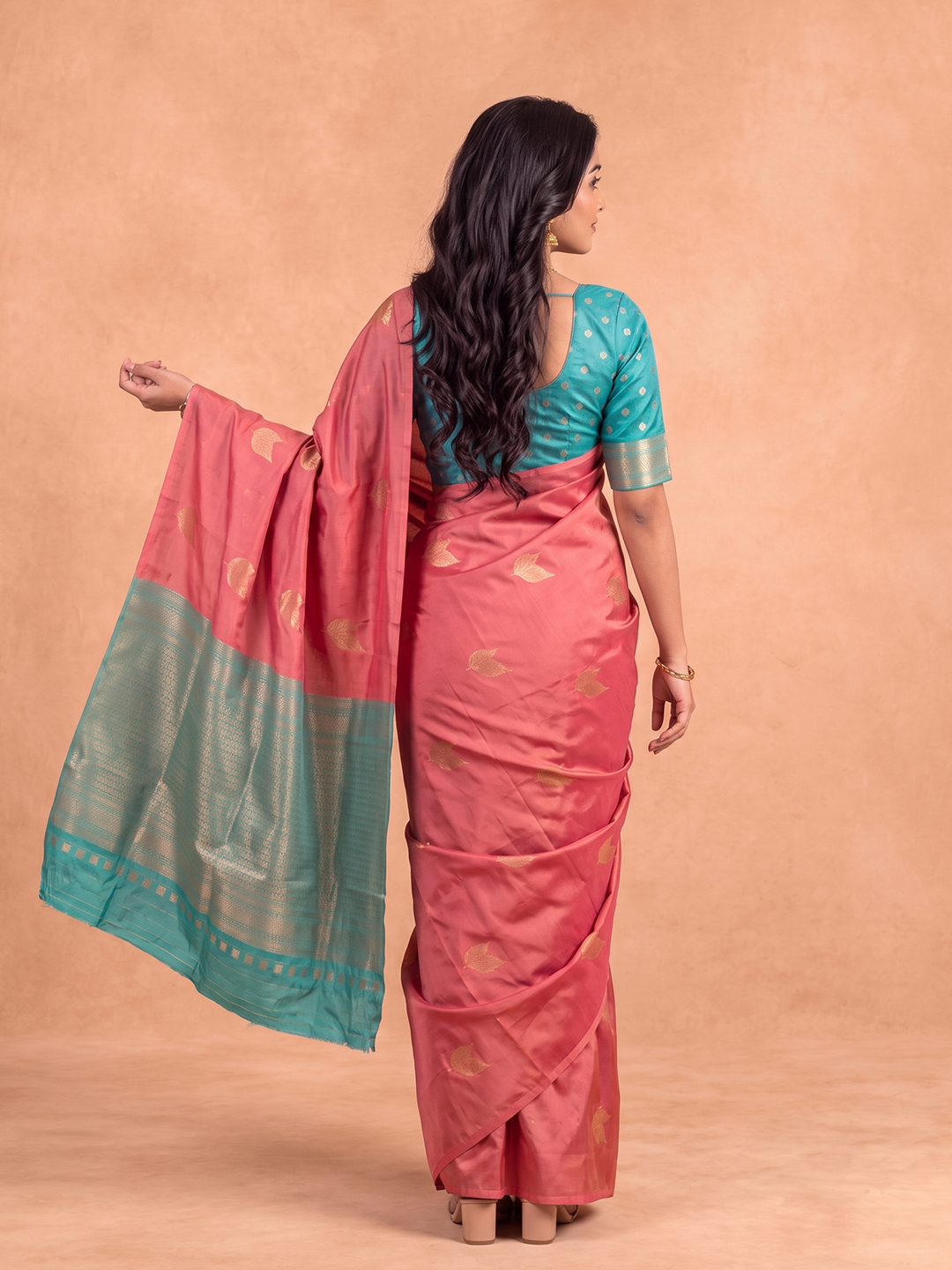 Women Soft Silk Pink with Green Saree SS528