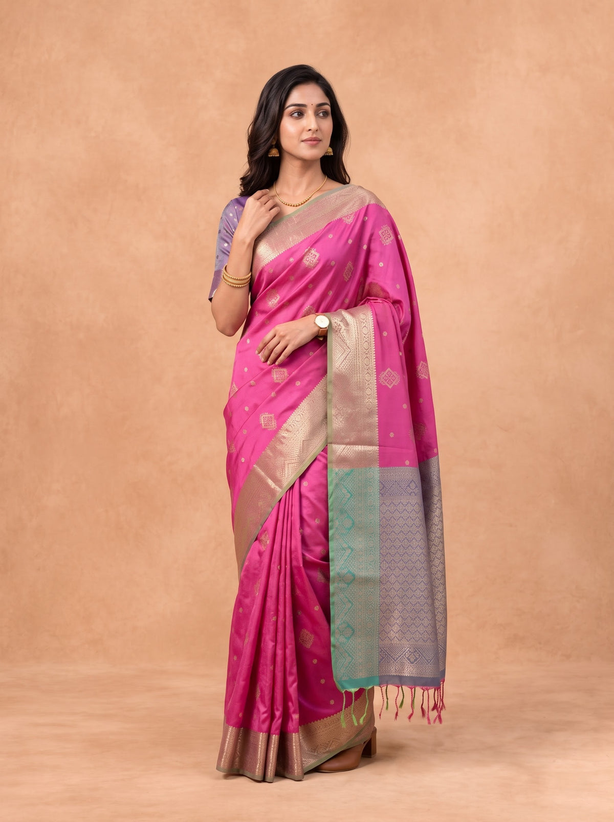 Women Soft Silk Pink Saree With Green SS434