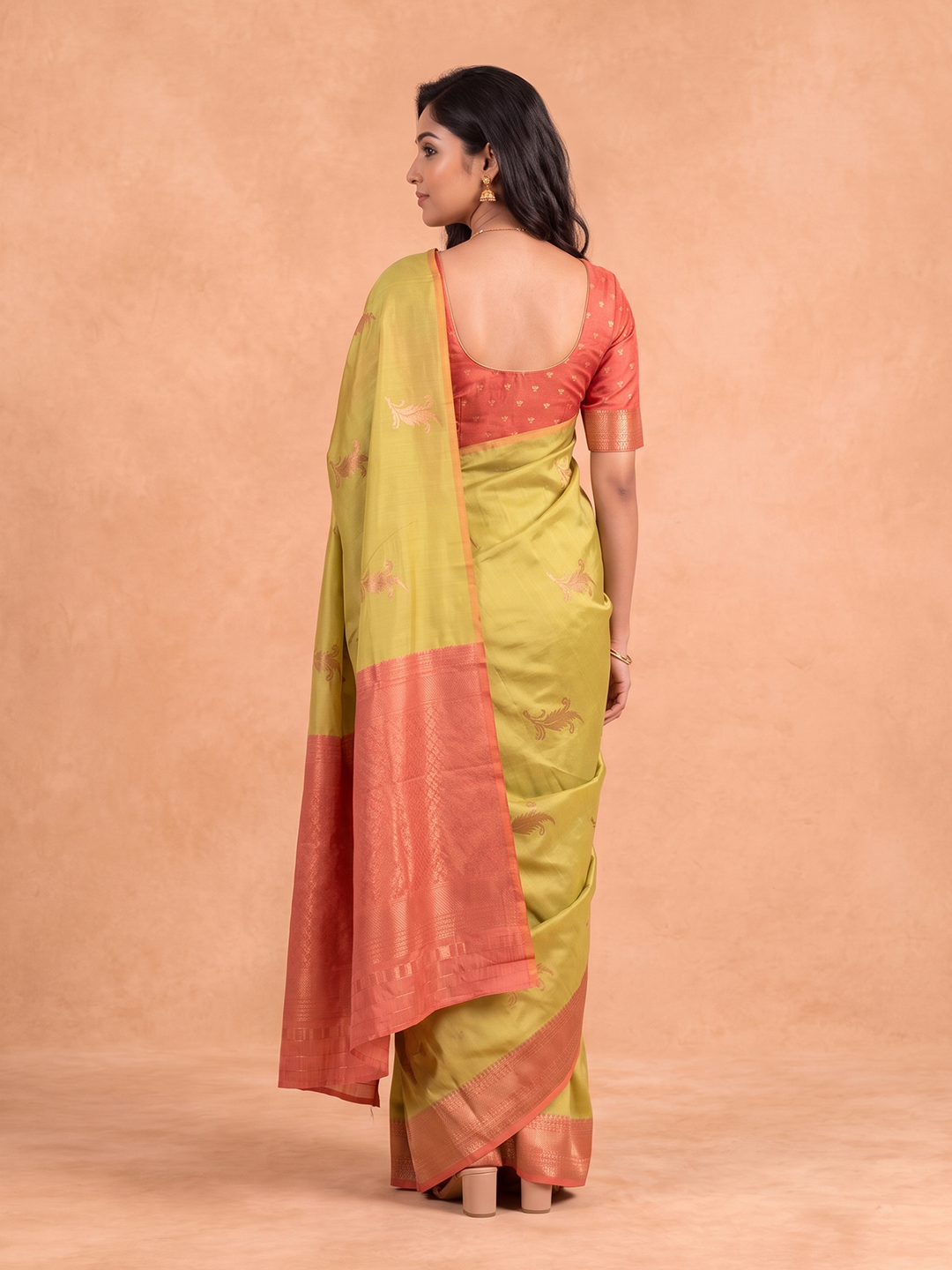 Women Soft Silk Lime Green with Pink Saree SS530