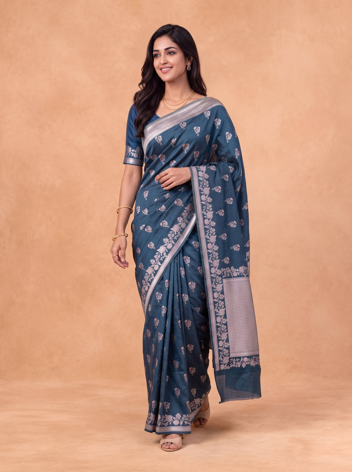 Women Soft Silk Bottle Green Saree SS508