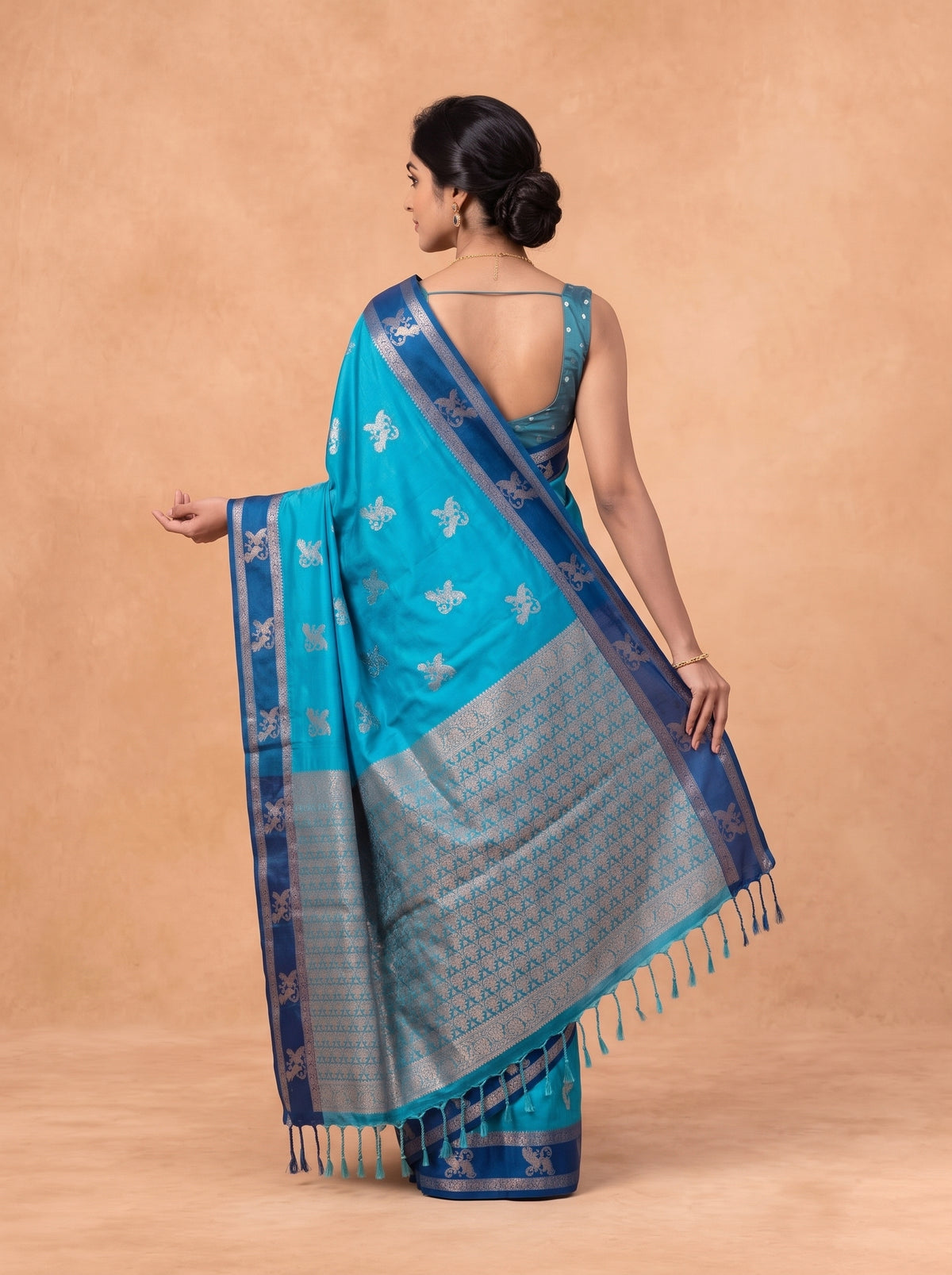 Women Soft Silk Teal With Blue Saree SS429