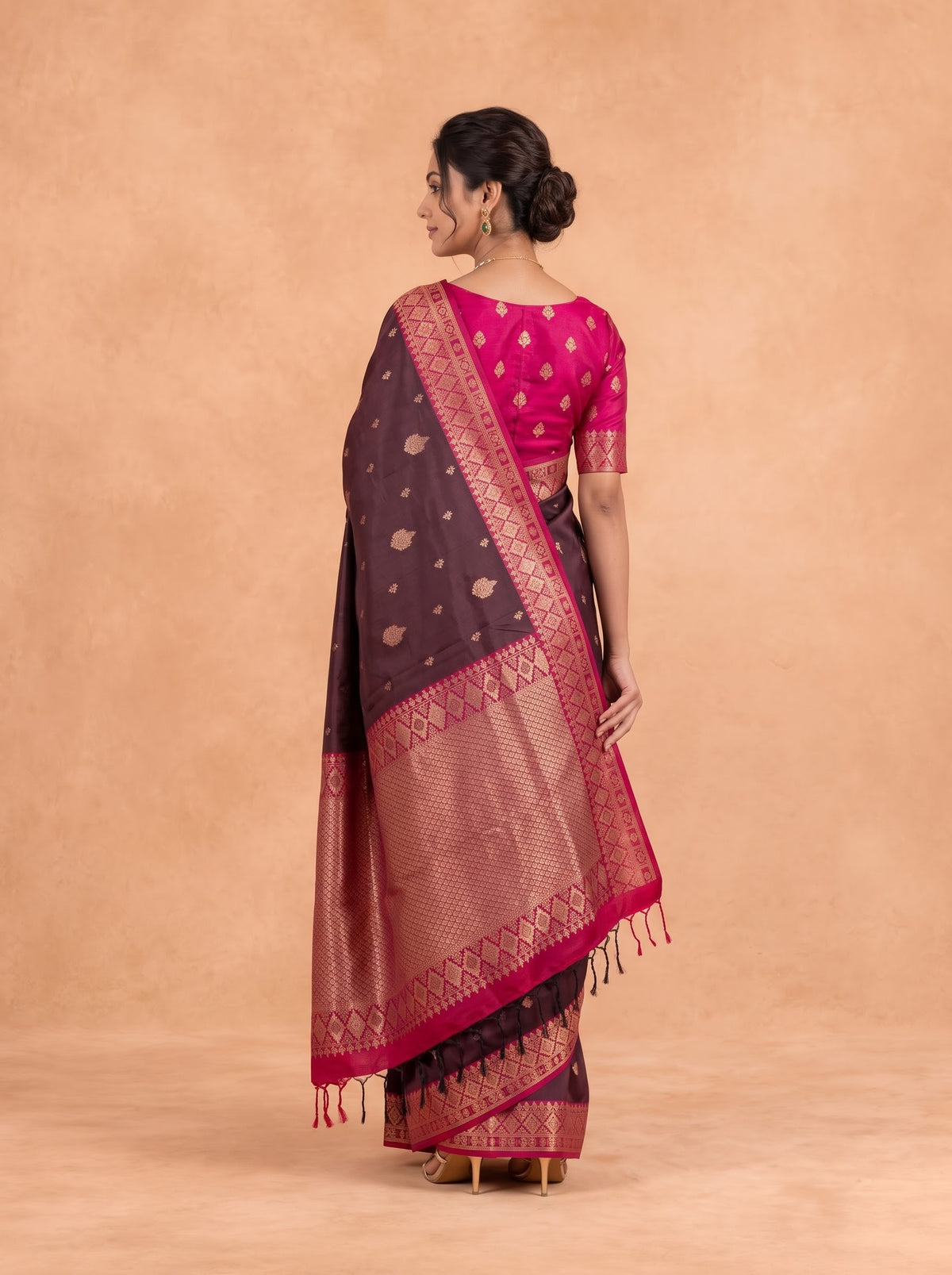 Women Soft Silk Maroon With Brown Saree SS442