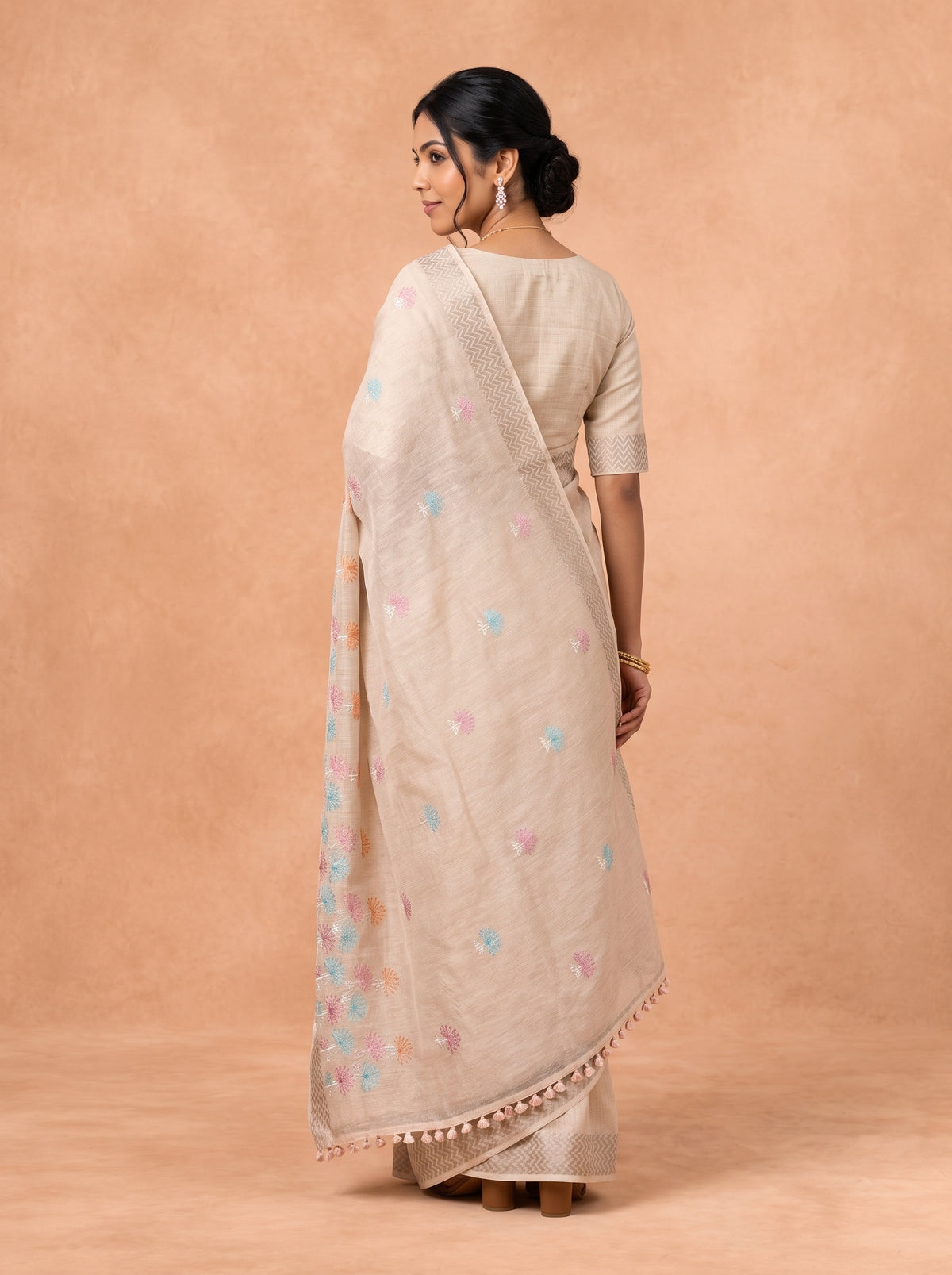 Women Semi Linen Beige Embroidered Saree SL281