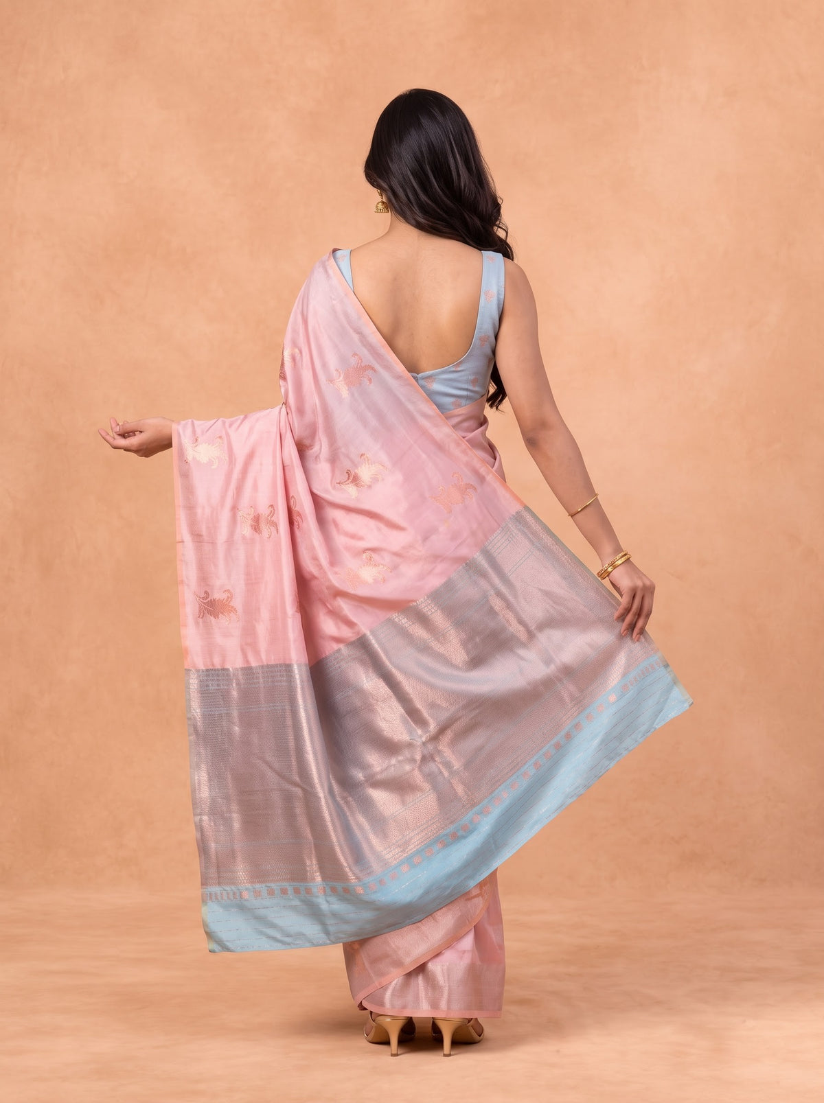 Women Soft Silk Peach with Blue Saree SS514