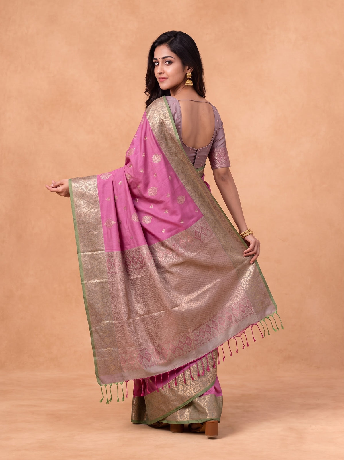 Women Soft Silk Pink With Green Saree SS441