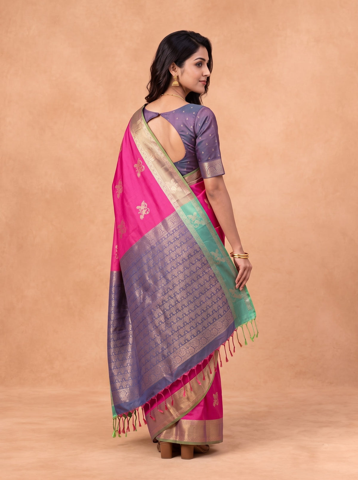 Women Soft Silk Pink With Green Saree SS427