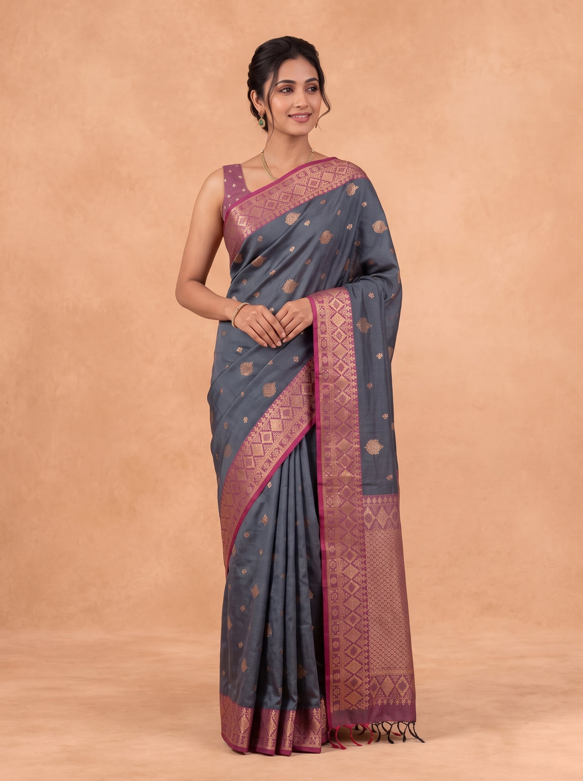 Women Soft Silk Grey With Maroon Saree SS495