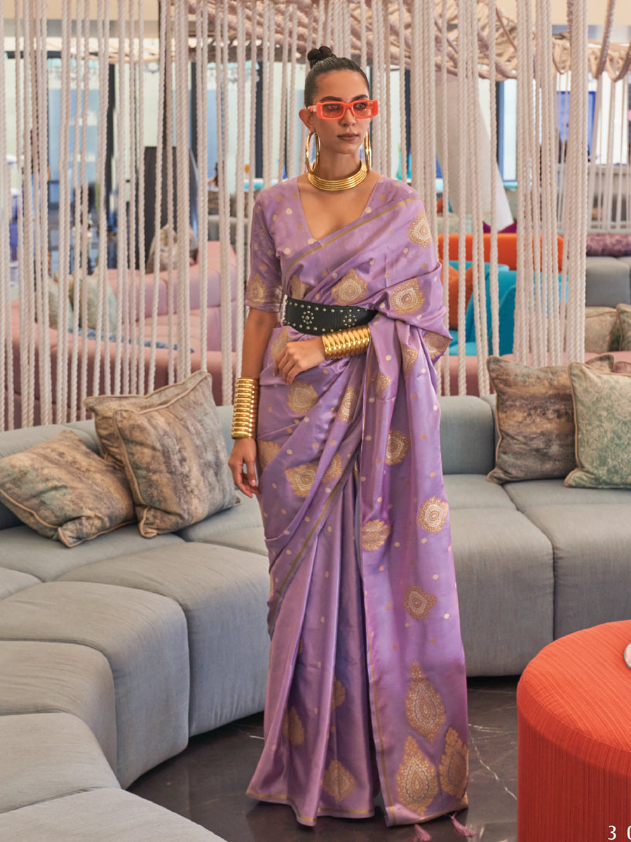 Women Elegant Semi Silk Lavender Colour Saree with Tussle SS57