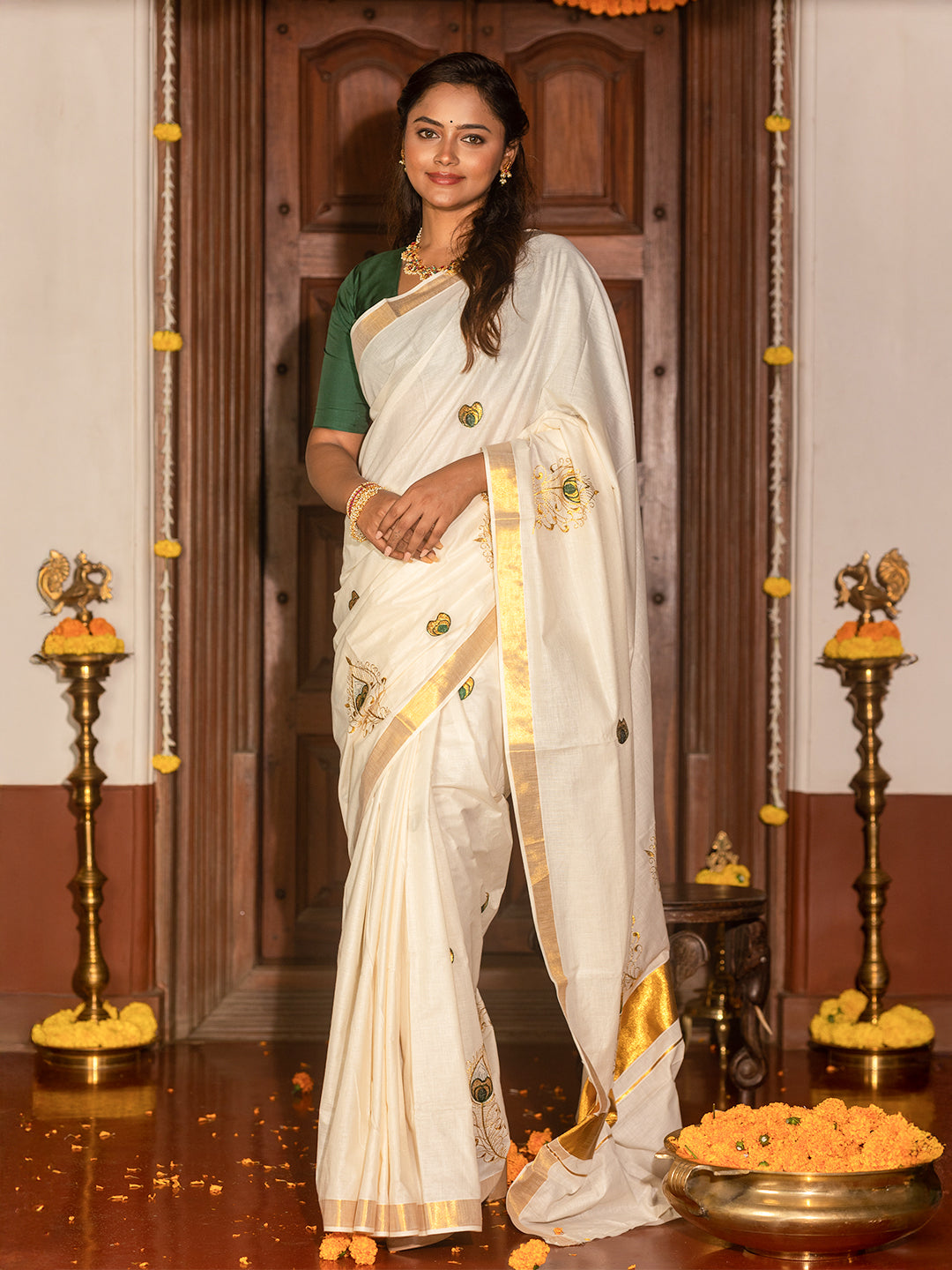 Women Kerala Cream Fancy Saree KS172