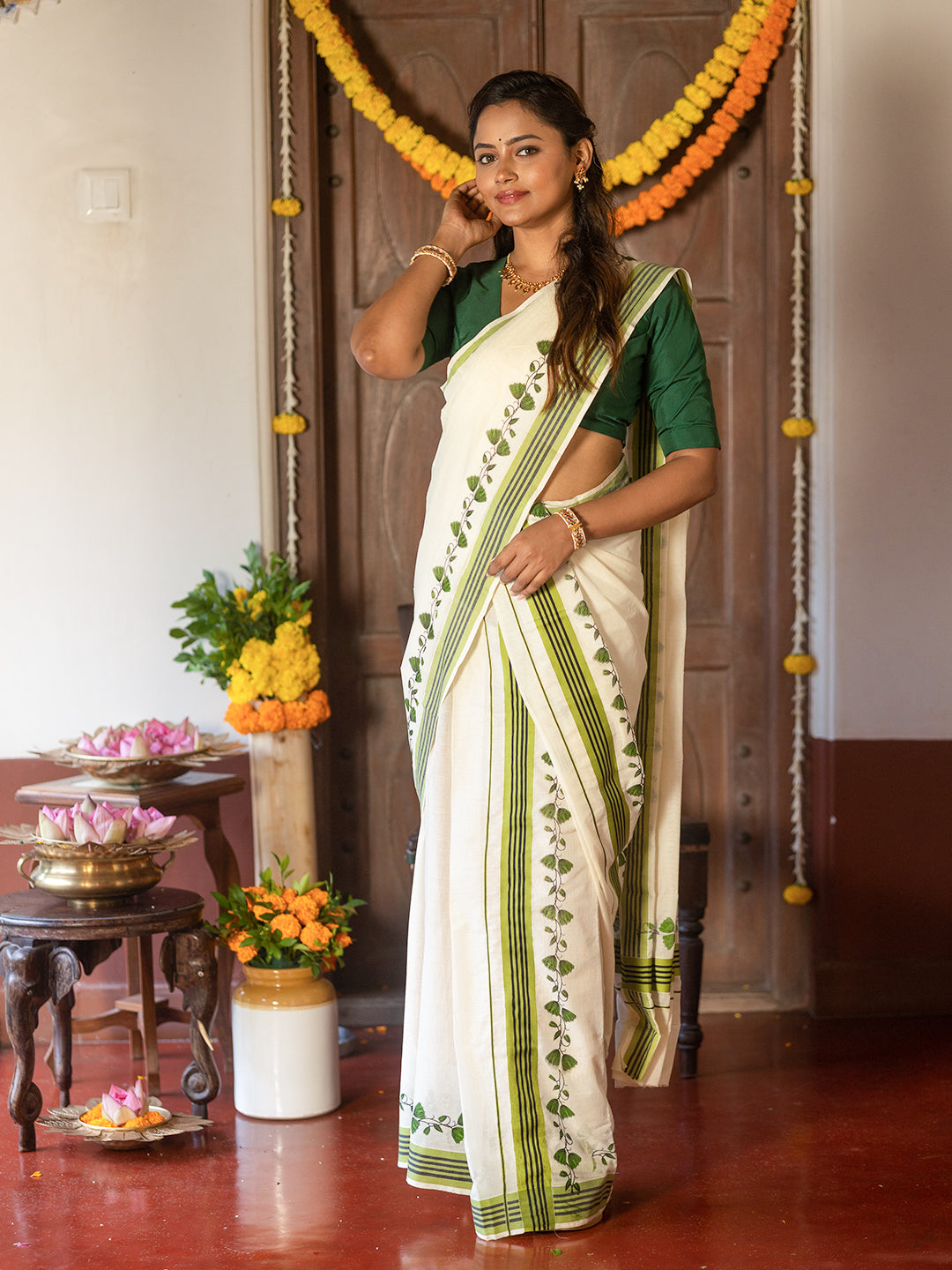 Women Kerala Cream Single Set Mundu Saree with Green Border KS174