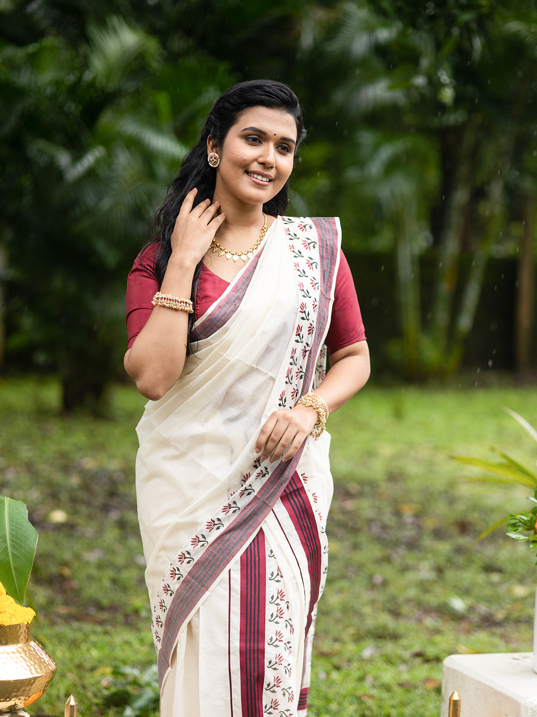 Women Kerala Cotton Set Mundu with Maroon Border KS181