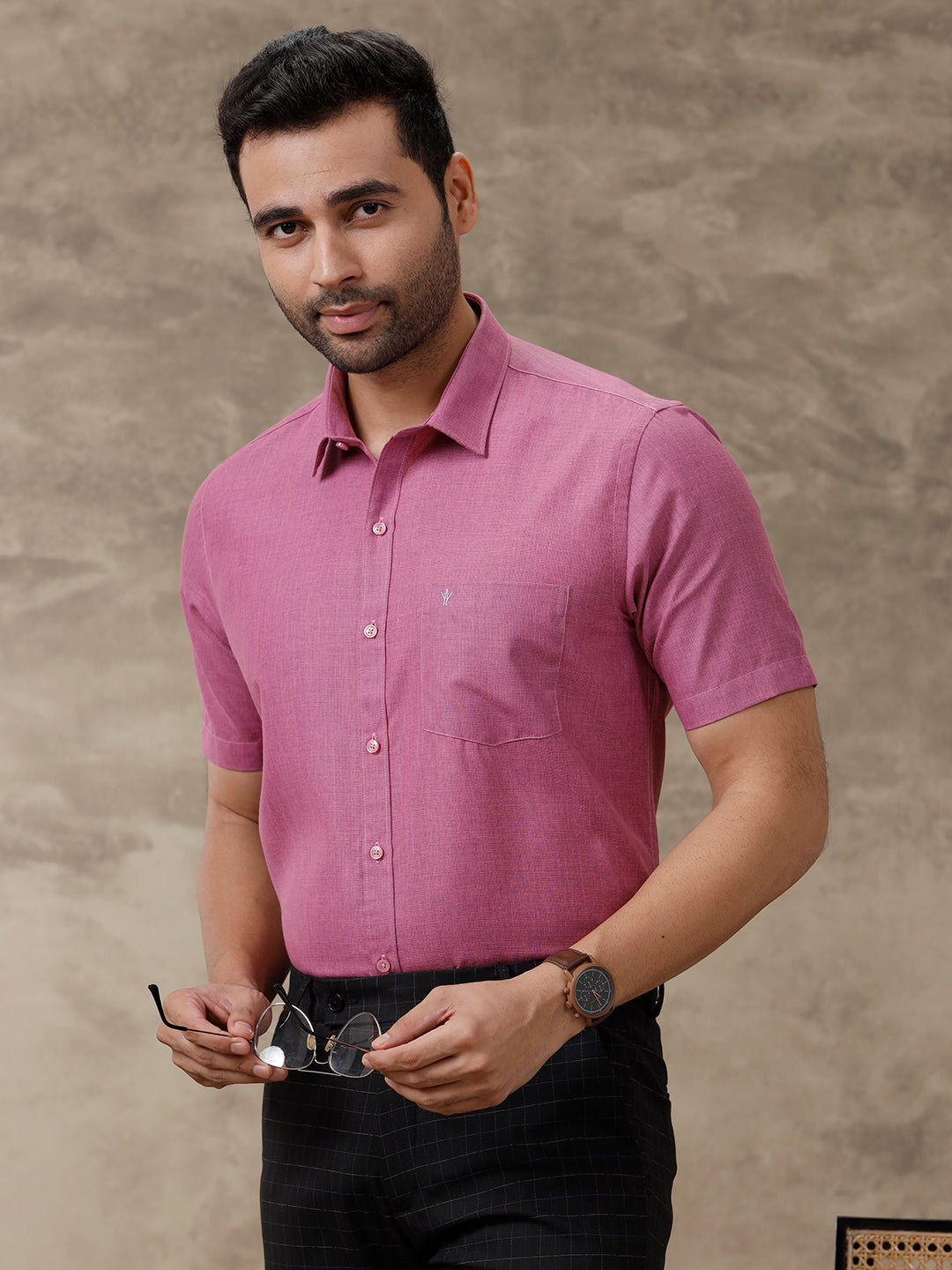 Men Cotton Blend Half Sleeves Shirt Pink T1 GC16