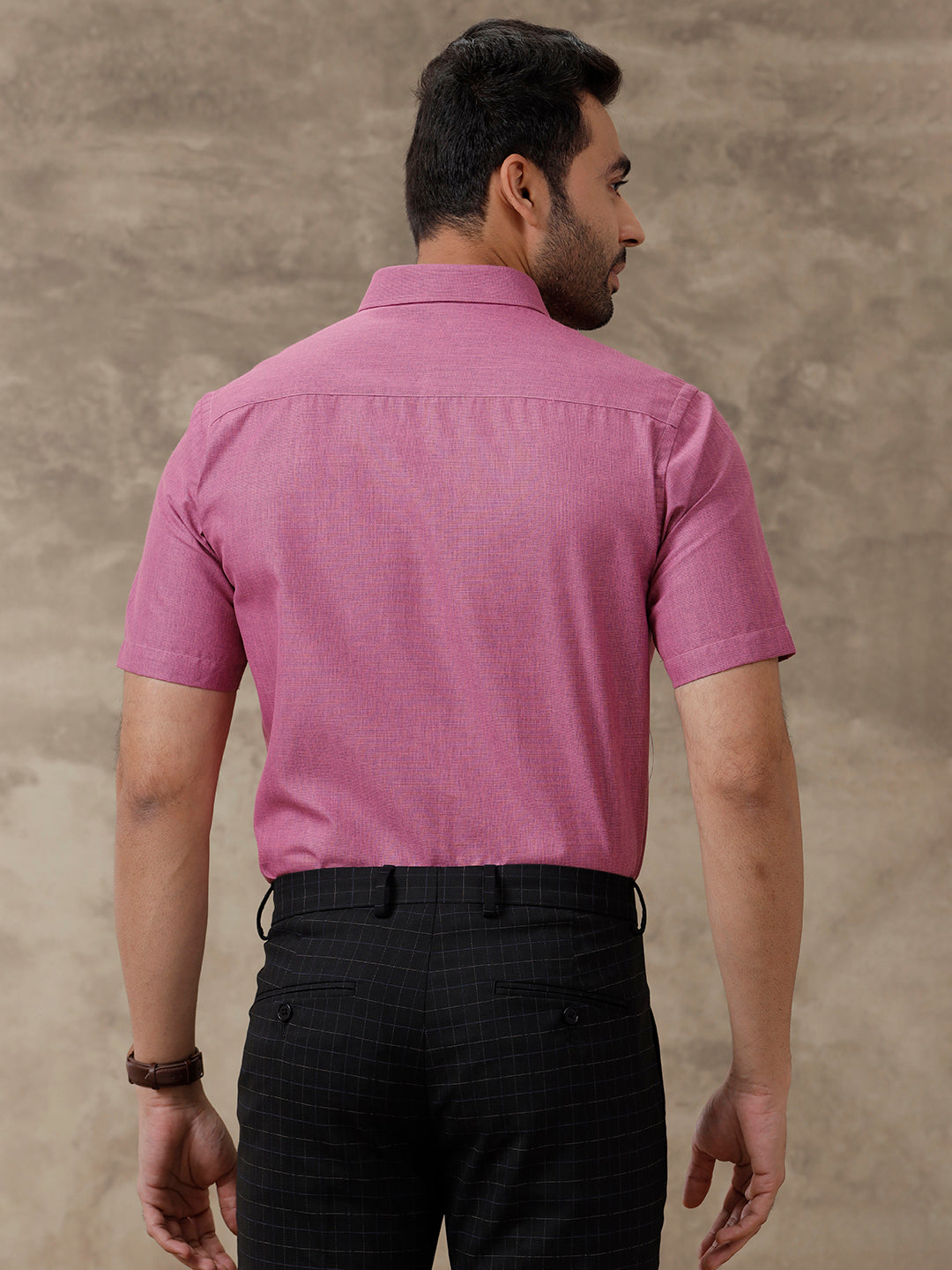 Men Cotton Blend Half Sleeves Pink Shirt T1 GC16