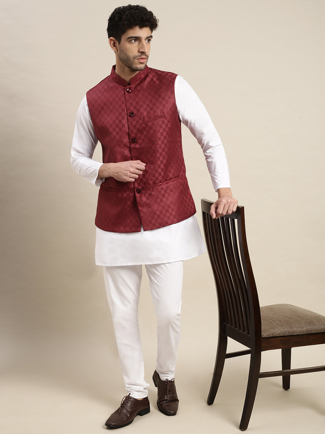 Men Ethnic Jacket with Kurta Pyjama Set DD2